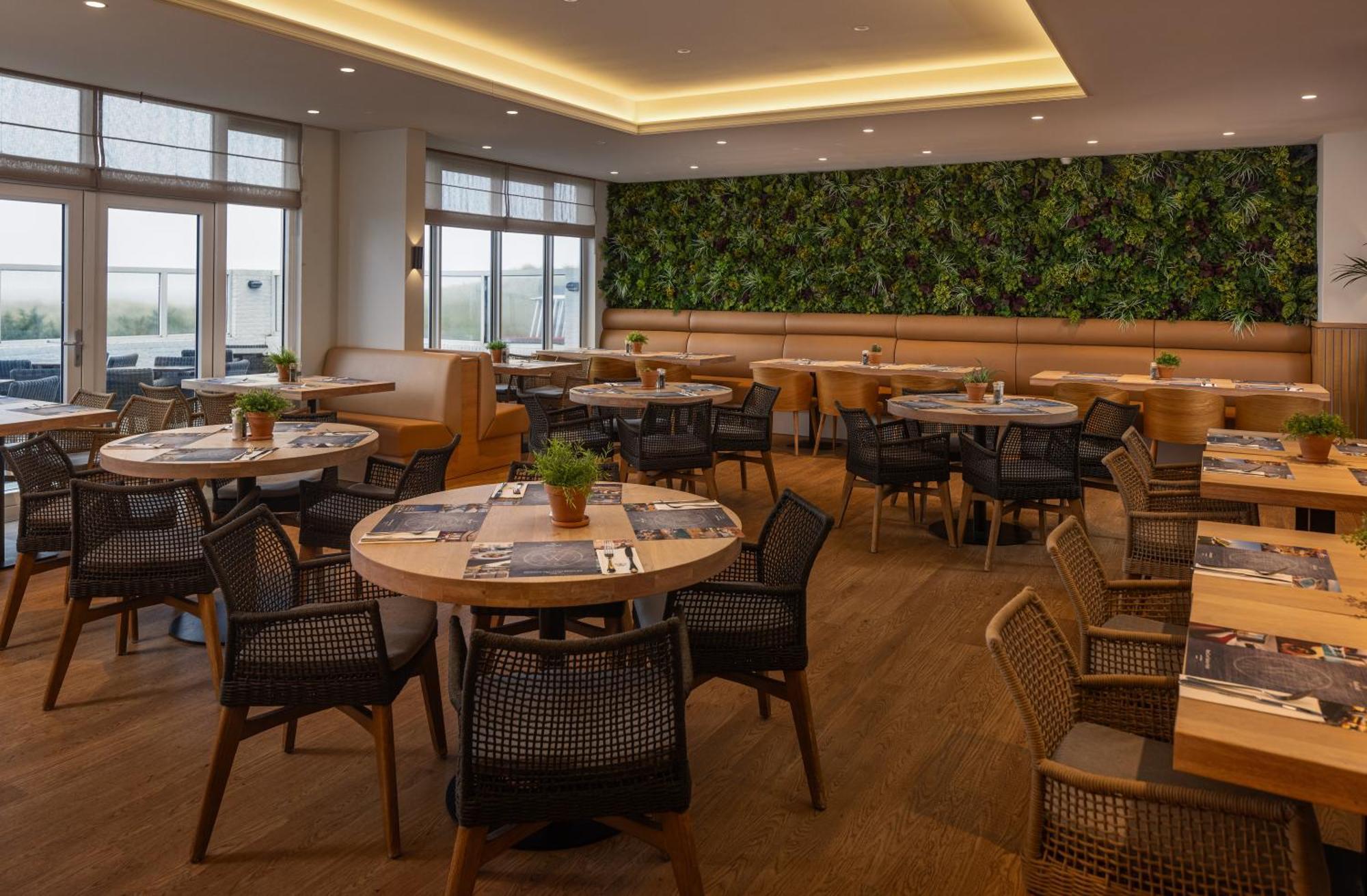 Westcord Strandhotel Seeduyn Vlieland Eksteriør billede